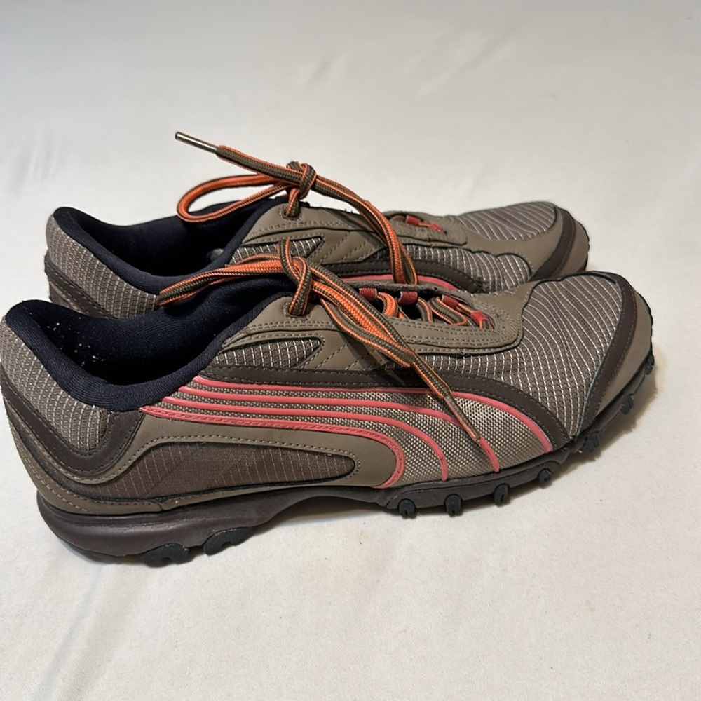 Puma Women’s Size 9.5 Running shoes